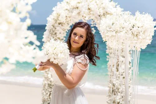 White classic floral wedding arch, Katya and Sasha, Phuket — photo 32