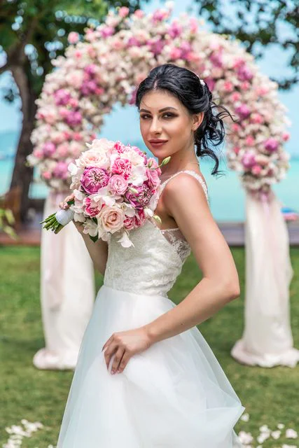 Pink classic floral wedding arch, Vika and Vitya, Phuket — photo 12
