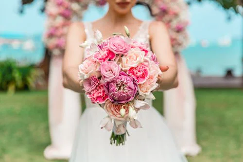 Pink classic floral wedding arch, Vika and Vitya, Phuket — photo 13