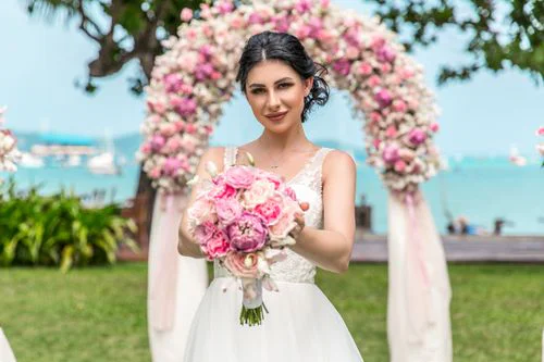 Pink classic floral wedding arch, Vika and Vitya, Phuket — photo 14