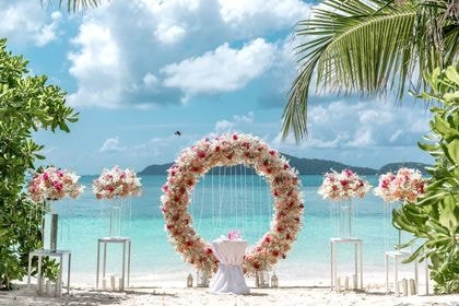 Round Arch with Pink — full coverage — Phuket wedding decoration