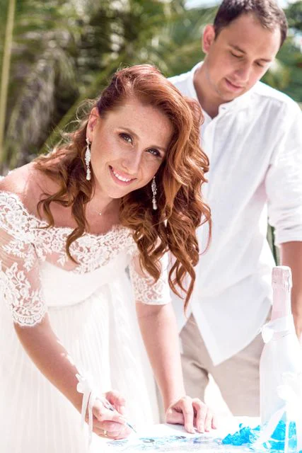 White round floral wedding arch, Valya and Tolya, Phuket — photo 13