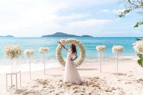 White round floral wedding arch, Valya and Tolya, Phuket — photo 20