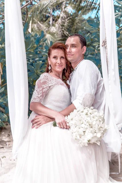 White round floral wedding arch, Valya and Tolya, Phuket — photo 31