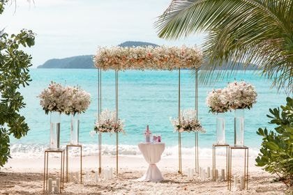 Geometric Arch with White — top coverage — Phuket wedding decoration