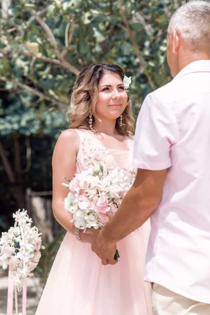 Pink geometric wedding arch, Misha and Larisa, Phuket — photo 4