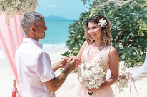 Pink geometric wedding arch, Misha and Larisa, Phuket — photo 6