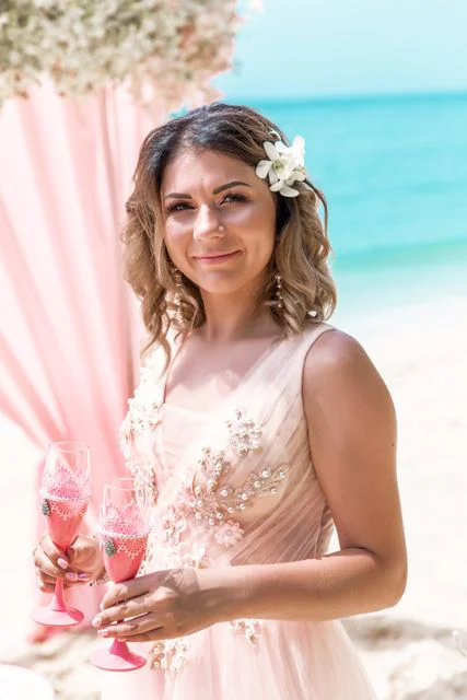 Pink geometric wedding arch, Misha and Larisa, Phuket — photo 11