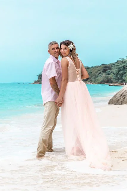 Pink geometric wedding arch, Misha and Larisa, Phuket — photo 32