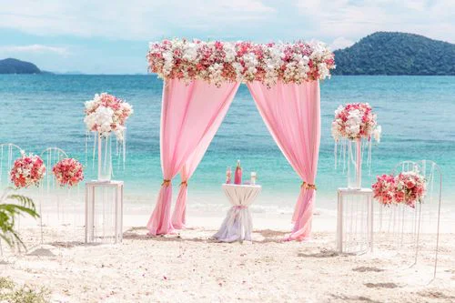 Pink geometric bamboo wedding arch, Olga and Vitalii, Phuket — photo 4