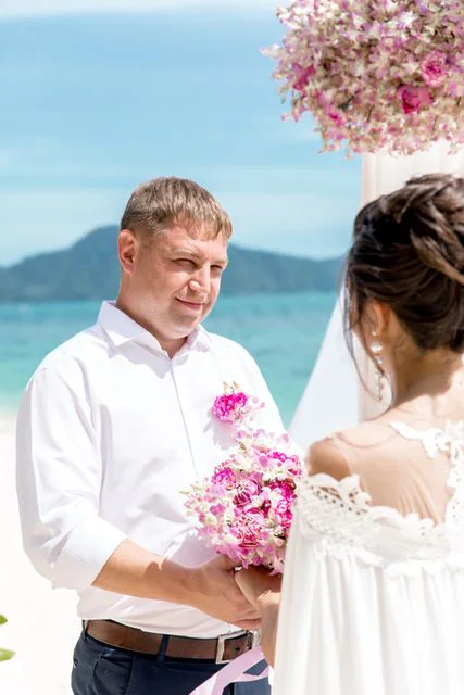 Pink and fuchsia geometric bamboo wedding arch, Phuket — photo 11