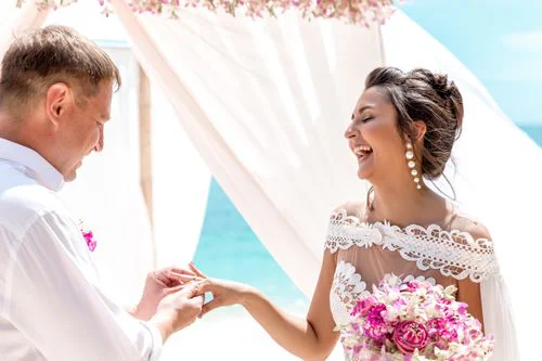 Pink and fuchsia geometric bamboo wedding arch, Phuket — photo 13