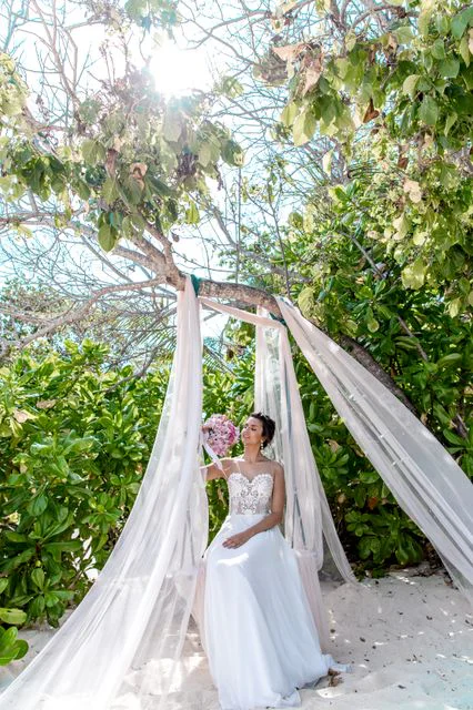 Pink and fuchsia geometric bamboo wedding arch, Phuket — photo 39