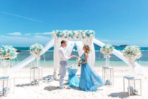 White and turquoise geometric bamboo wedding arch in Phuket — Mariya and Maksim, Phuket — photo 16