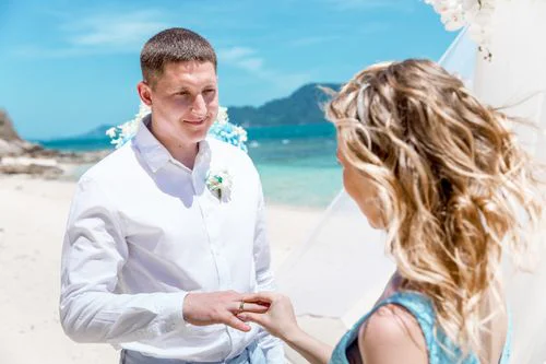 White and turquoise geometric bamboo wedding arch in Phuket — Mariya and Maksim, Phuket — photo 18