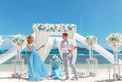 White and turquoise geometric bamboo wedding arch in Phuket — Mariya and Maksim, Phuket — photo 22