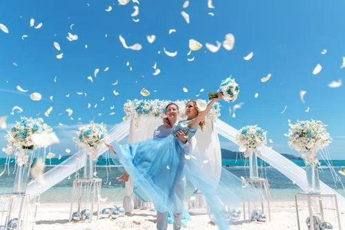 White and turquoise geometric bamboo wedding arch in Phuket — Mariya and Maksim, Phuket — photo 24