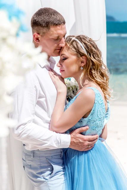 White and turquoise geometric bamboo wedding arch in Phuket — Mariya and Maksim, Phuket — photo 42
