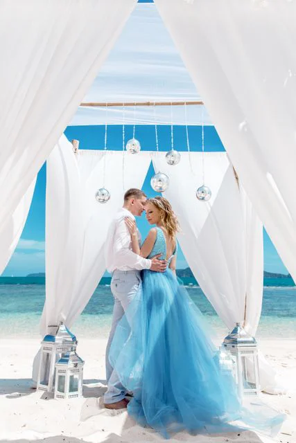 White and turquoise geometric bamboo wedding arch in Phuket — Mariya and Maksim, Phuket — photo 46