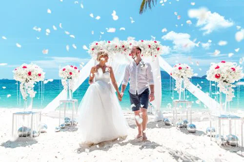 White and red geometric bamboo wedding arch, Phuket — photo 16