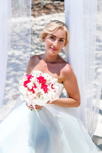 White and red geometric bamboo wedding arch, Phuket — photo 40