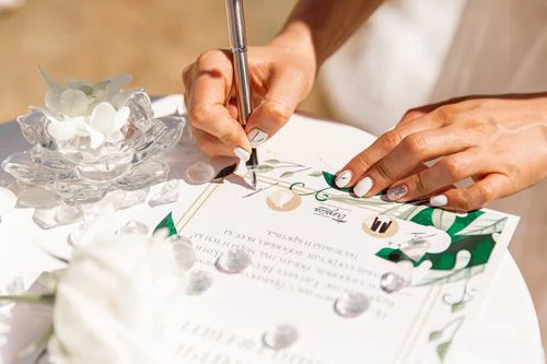 White round floral wedding arch, Daniil and Evgeniya, Phuket — photo 18
