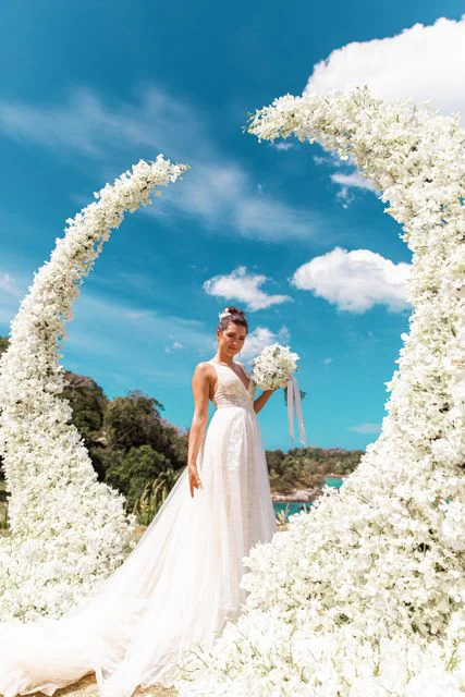 White round floral wedding arch, Daniil and Evgeniya, Phuket — photo 33