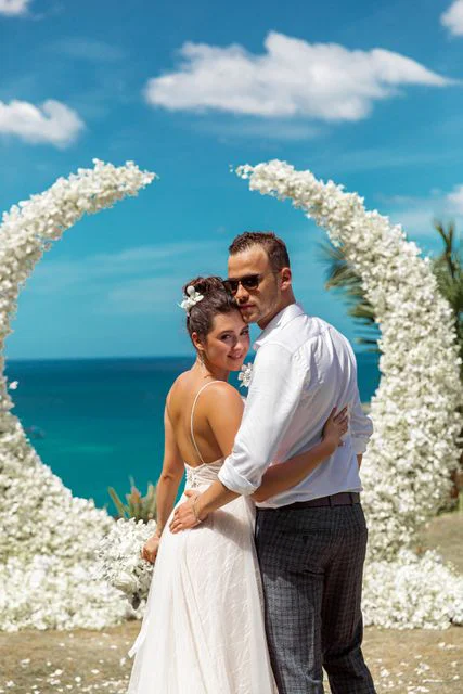 White round floral wedding arch, Daniil and Evgeniya, Phuket — photo 34