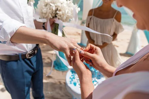 White, blue and turquoise geometric bamboo wedding arch in Phuket — Sasha and Viktoriya, Phuket — photo 11