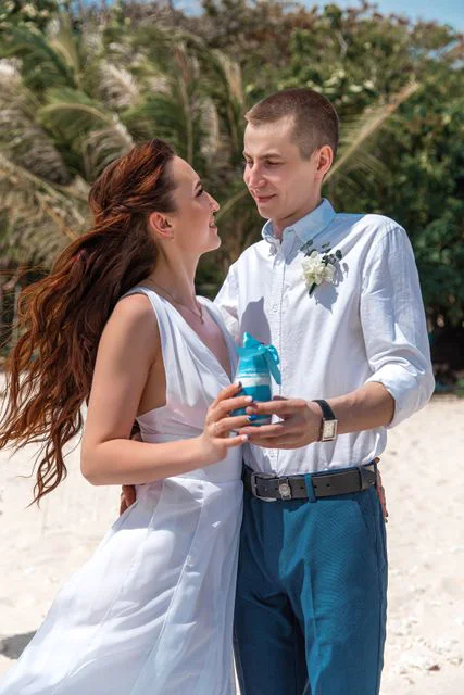 White, blue and turquoise geometric bamboo wedding arch in Phuket — Sasha and Viktoriya, Phuket — photo 16