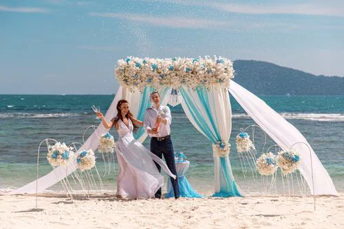 White, blue and turquoise geometric bamboo wedding arch in Phuket — Sasha and Viktoriya, Phuket — photo 18