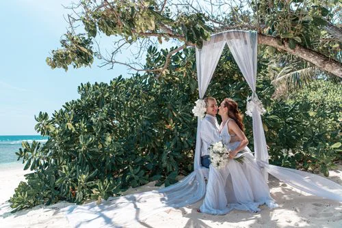 White, blue and turquoise geometric bamboo wedding arch in Phuket — Sasha and Viktoriya, Phuket — photo 38