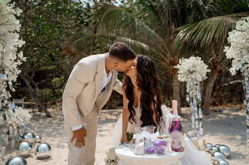 Sandor and Eniko's wedding ceremony in Phuket — photo 21