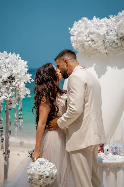 Sandor and Eniko's wedding ceremony in Phuket — photo 23