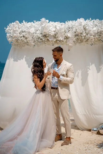Sandor and Eniko's wedding ceremony in Phuket — photo 25