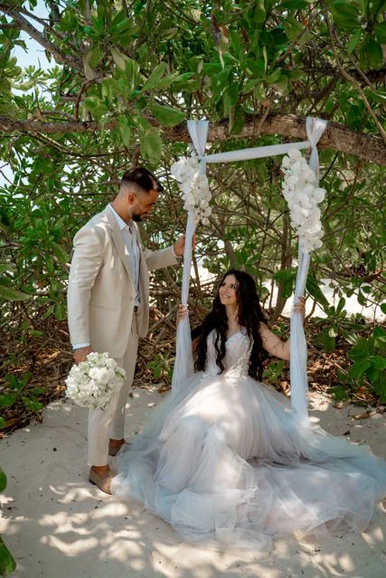 Sandor and Eniko's wedding ceremony in Phuket — photo 33