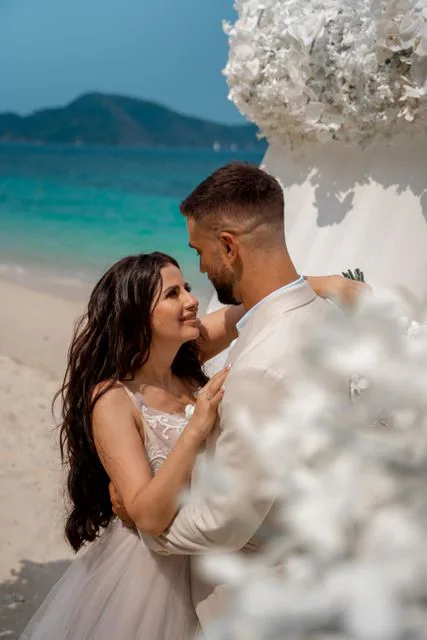 Sandor and Eniko's wedding ceremony in Phuket — photo 52